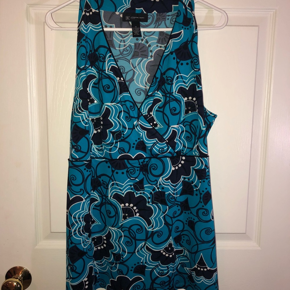 Very elegant sleeveless top